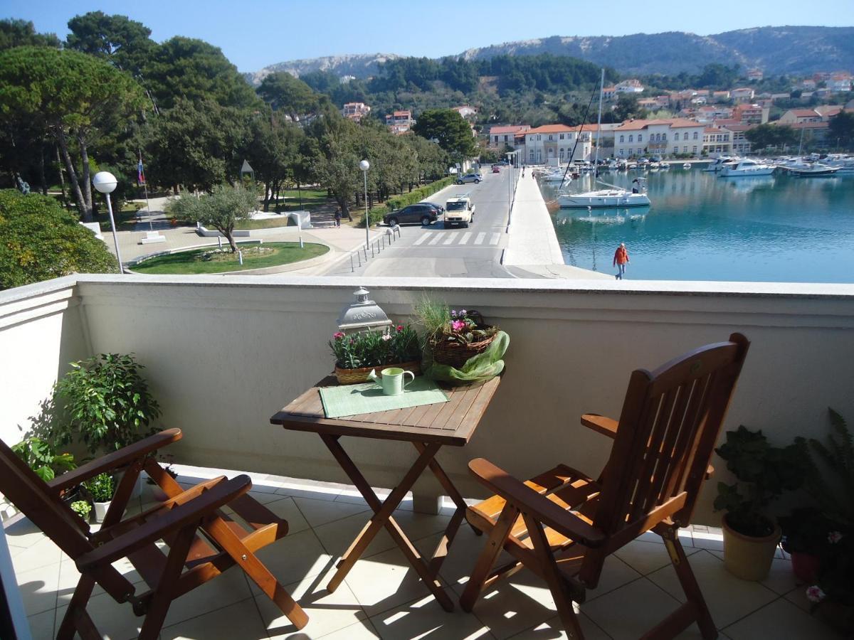M. De Dominisa 5 Apartment Rab Town Exterior photo
